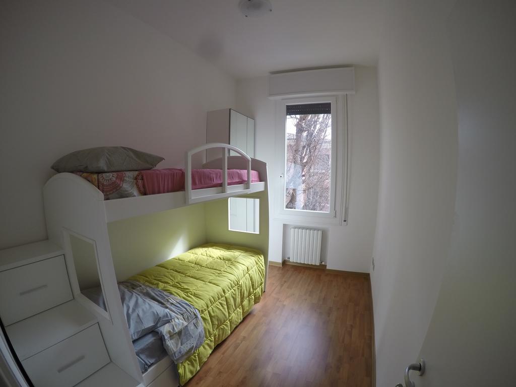 Corner Apartment Болонья Экстерьер фото