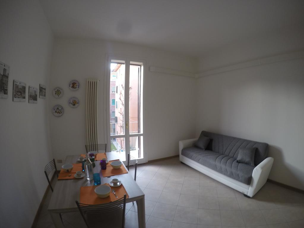 Corner Apartment Болонья Экстерьер фото