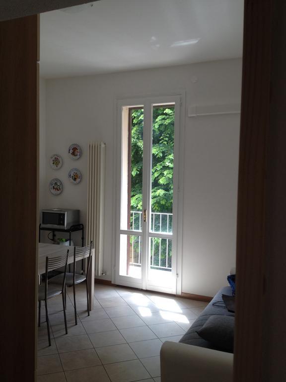 Corner Apartment Болонья Экстерьер фото