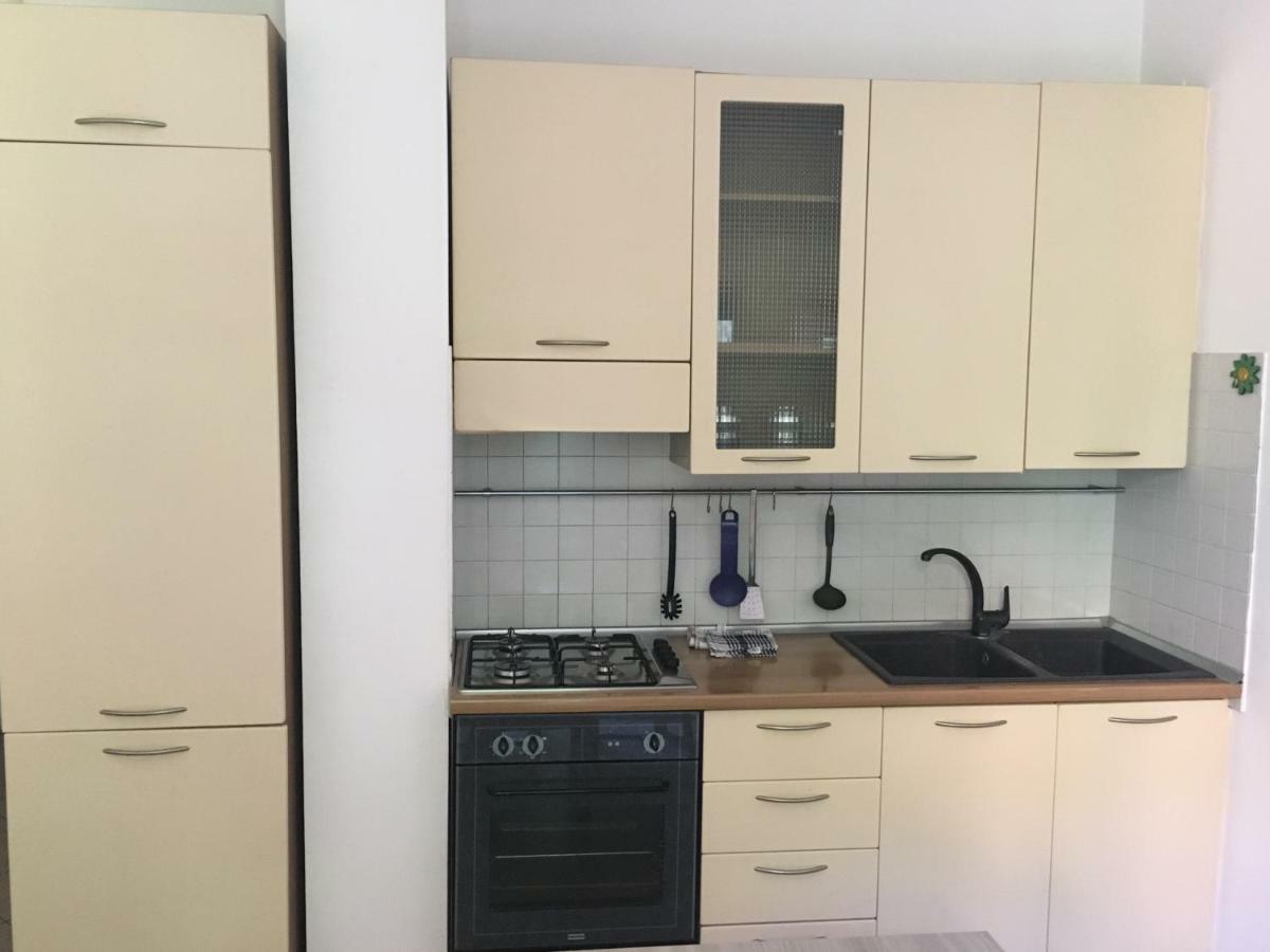 Corner Apartment Болонья Экстерьер фото
