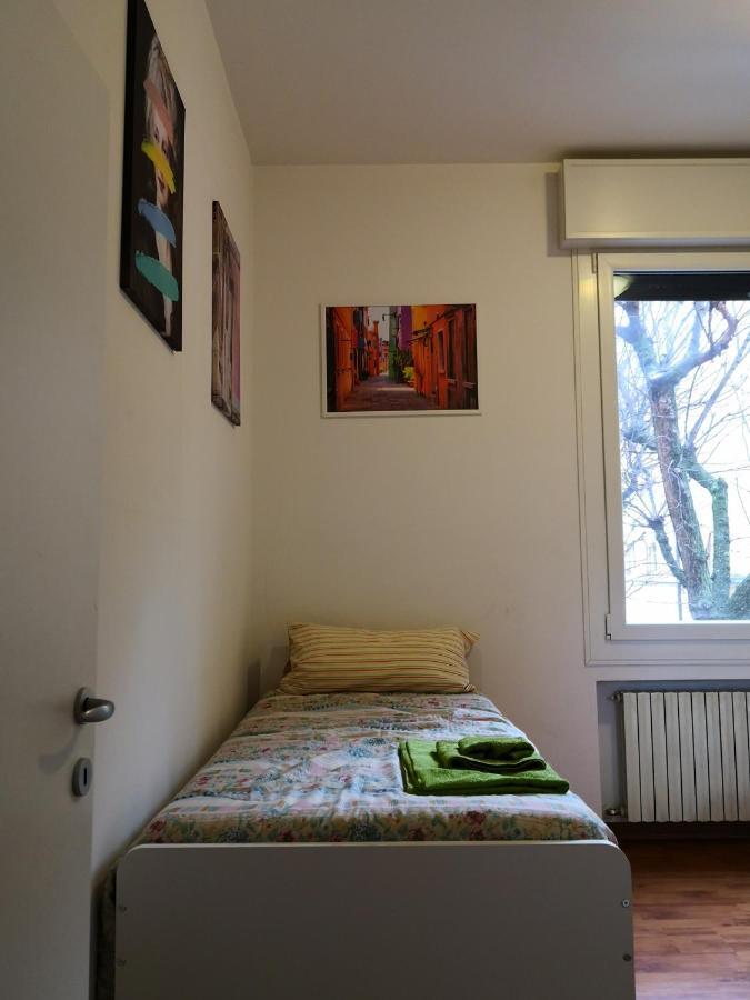 Corner Apartment Болонья Экстерьер фото